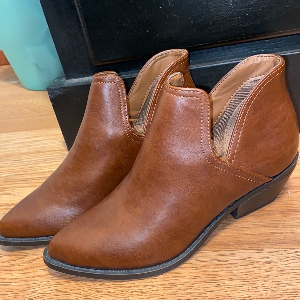 Pointy brown booties
